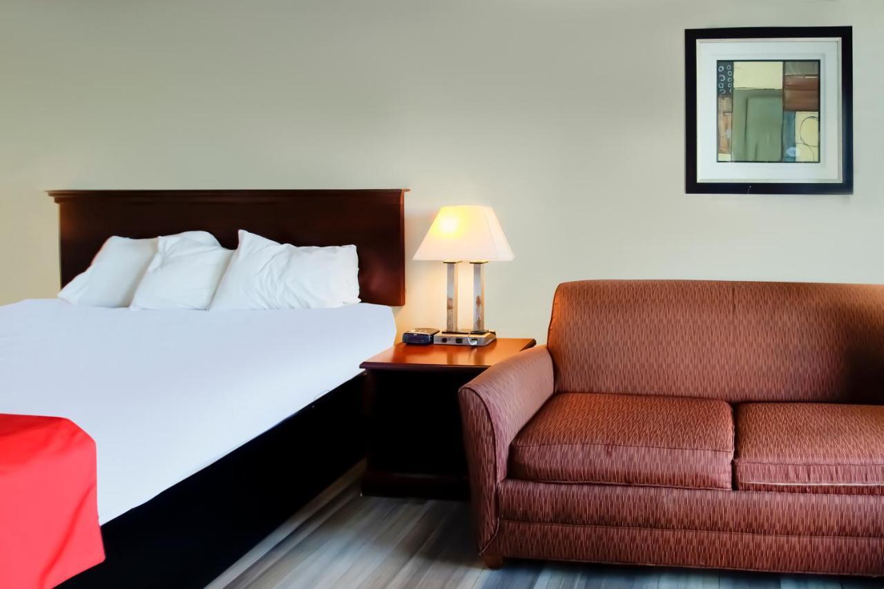 Cypress Inn & Suites Washington By Oyo Chocowinity Eksteriør bilde