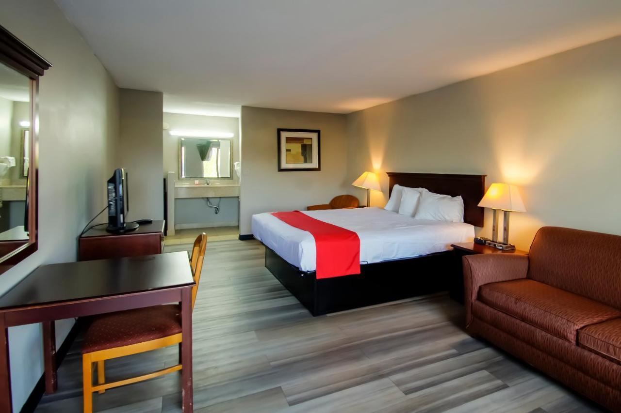 Cypress Inn & Suites Washington By Oyo Chocowinity Eksteriør bilde